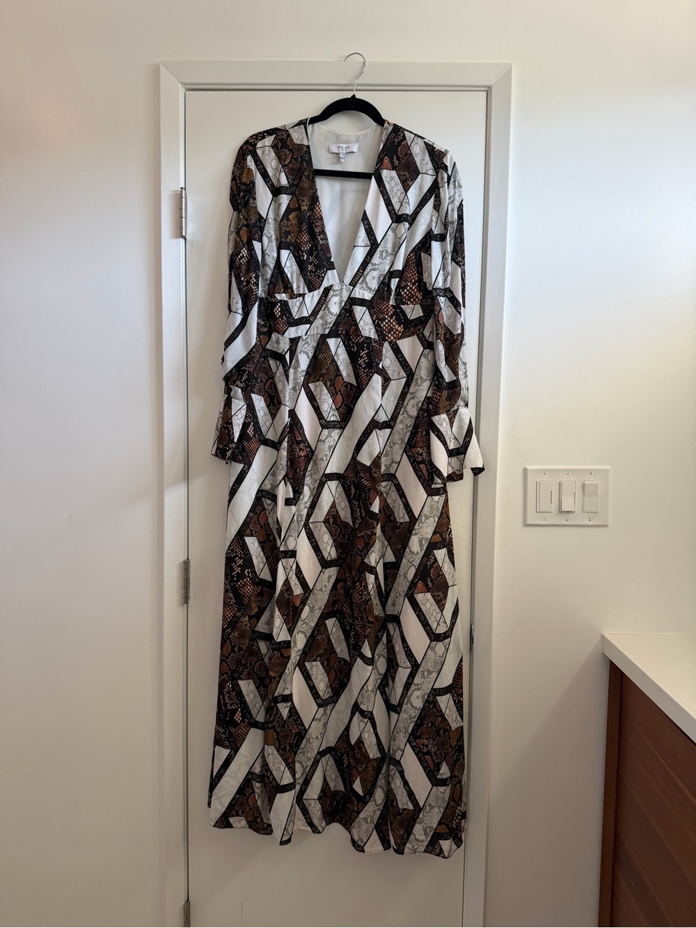 Reiss Geometric Wrap Maxi Dress - Brown & White